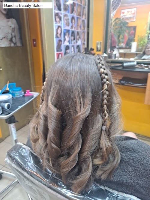 Bandna Beauty Salon