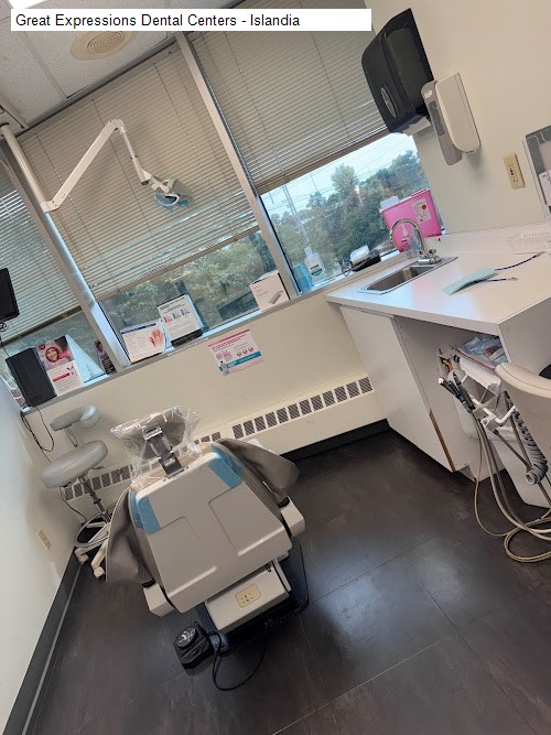 Great Expressions Dental Centers - Islandia