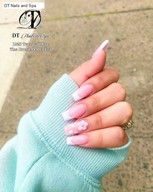 DT Nails and Spa