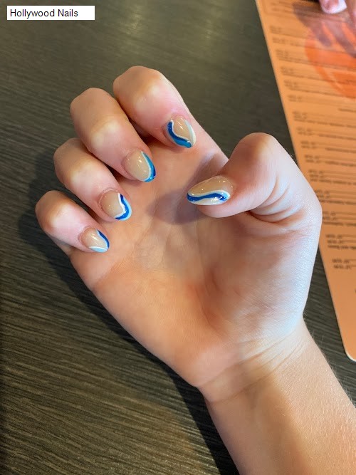 Hollywood Nails