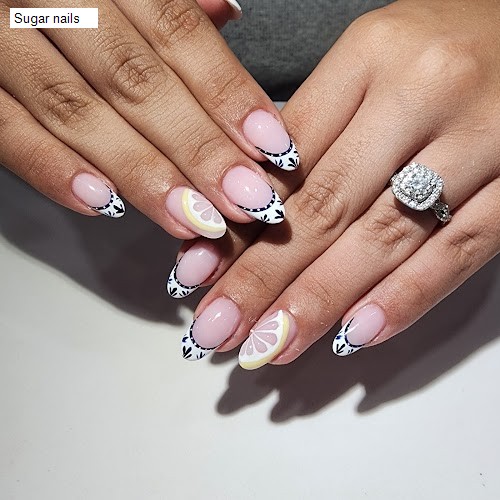 Sugar nails