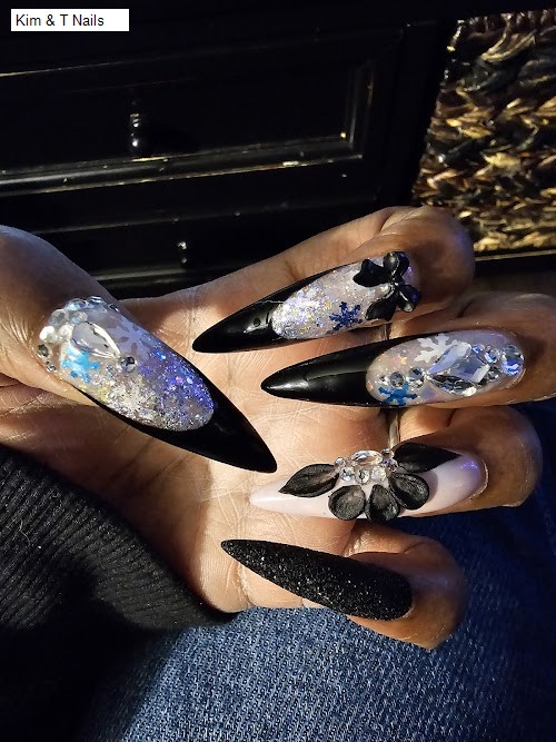 Kim & T Nails