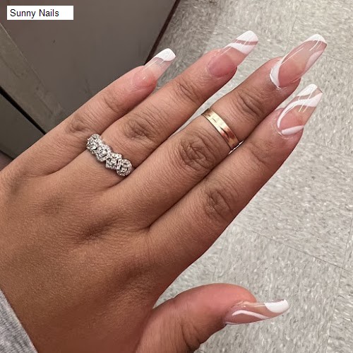 Sunny Nails