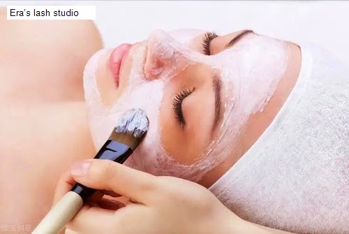 Era’s lash studio